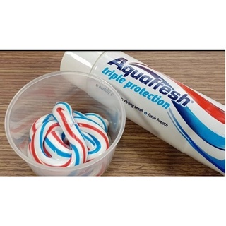 KEM ĐÁNH RĂNG AQUAFRESH NHẬT