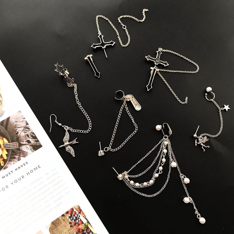 Khuyên kẹp tai phong cách cá tính