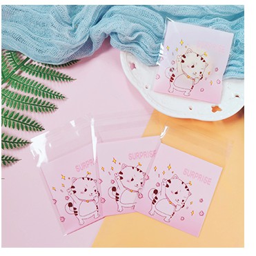 Set 10, 20, 50 túi kiếng dán đựng bánh cookie, quà tặng Mèo Surprise 7 x 7 cm