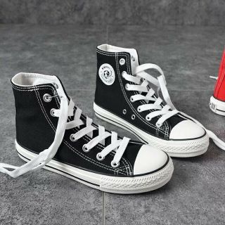 Giầy thể thao vải cổ cao hình ngôi sao