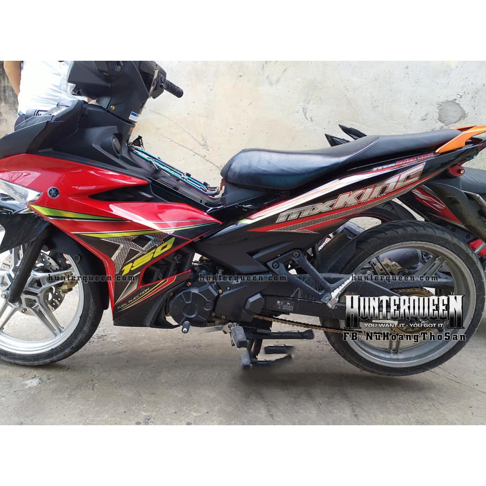 Tem Exciter 150, MX king. Xe đỏ đen. Chất liệu crom. Chỉnh sửa theo yêu cầu. Sắc nét, bền màu, chống nước