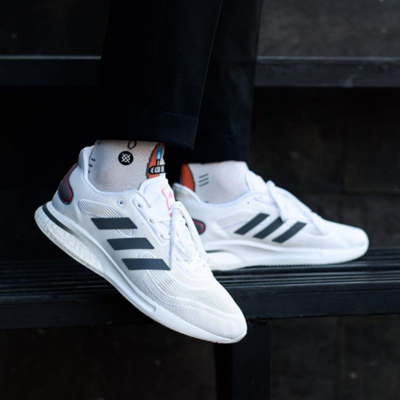 Giày Thể Thao Adidas Supernova Boost Phối Sọc Trắng Xám Trẻ Trung Năng Động