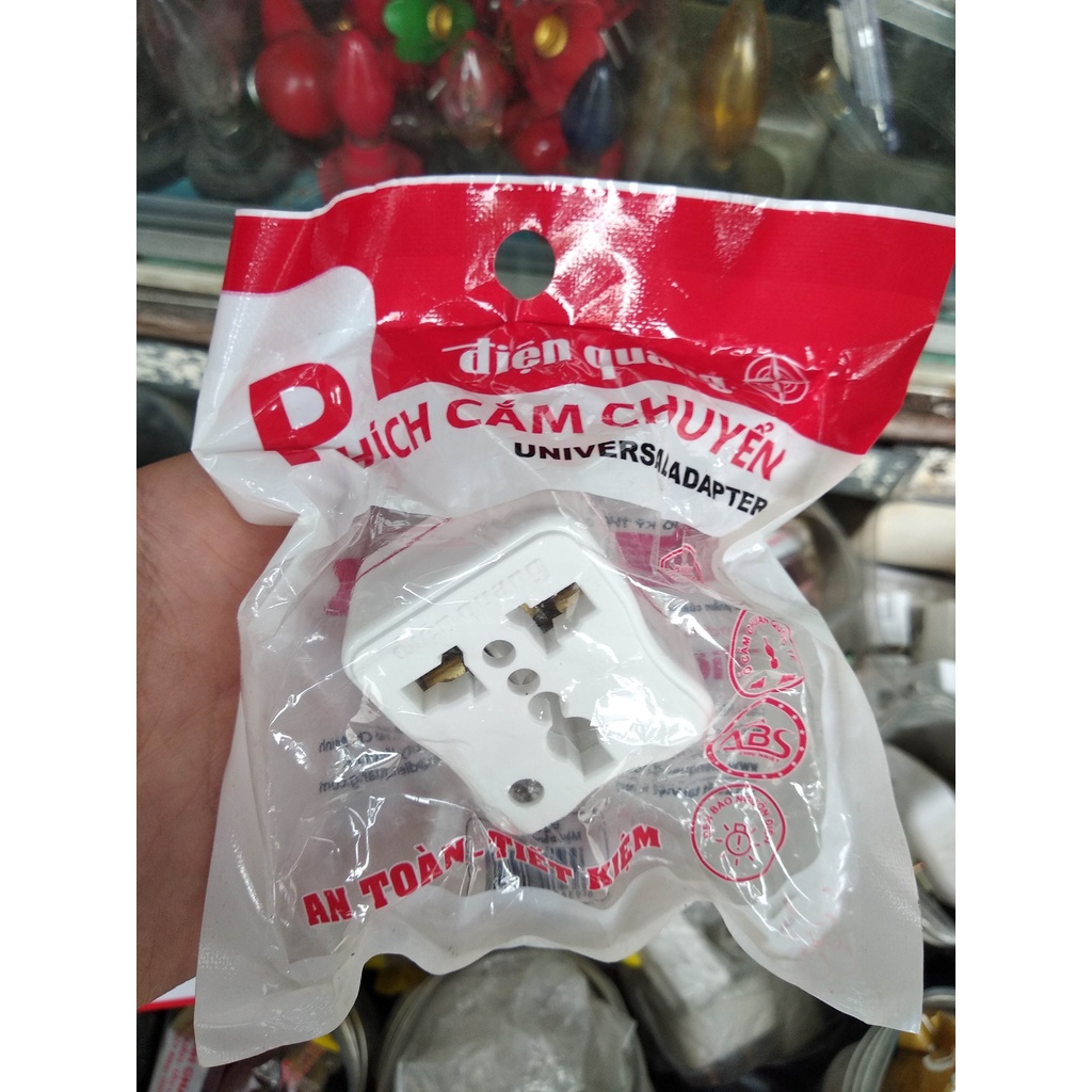 Phích căm điện loại xịn Điện Quang chuyển 3 chấu sang 2 châu ĐQ UA2A ổ cắm du lịch chuyển 3 lỗ sang 2 lỗ (Ship hỏa tốc)