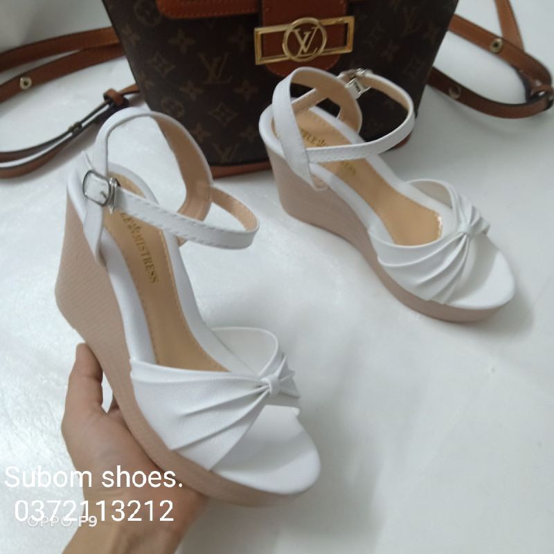 Sandal đế xuồng 9p