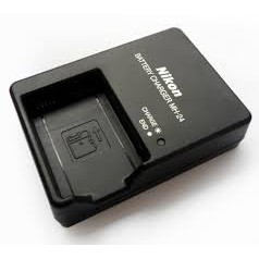 Sạc Nikon MH24 cho pin nikon EL14 / EL14A cho D3100, D3200, D3300 , D5100, P7000, P7100