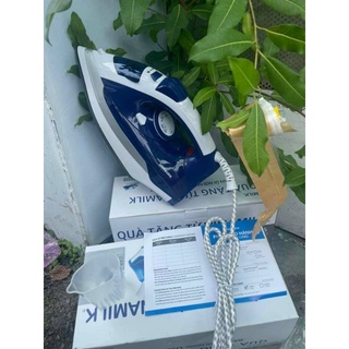 Bàn ủi lock&lock