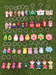Sỉ 110 móc khoá đủ loại.