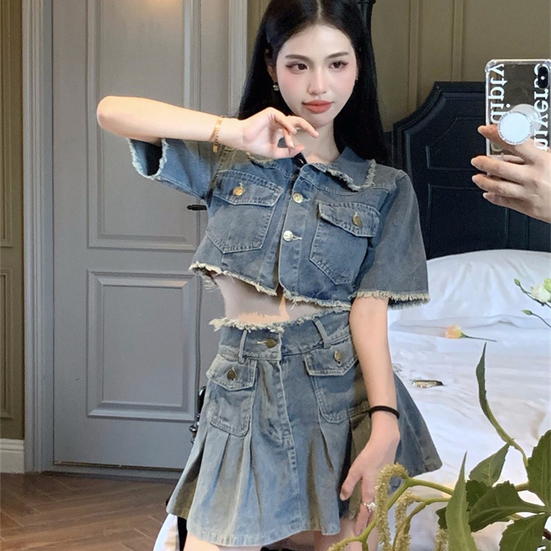 Set Áo Denim Ngắn Tay Form Rộng Và Chân Váy Xếp Ly Thời Trang Dành Cho Nữ
