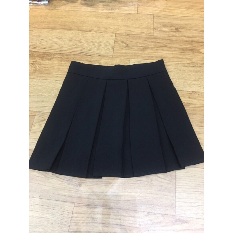 Chân váy xếp ly ngắn có quần trong | BigBuy360 - bigbuy360.vn