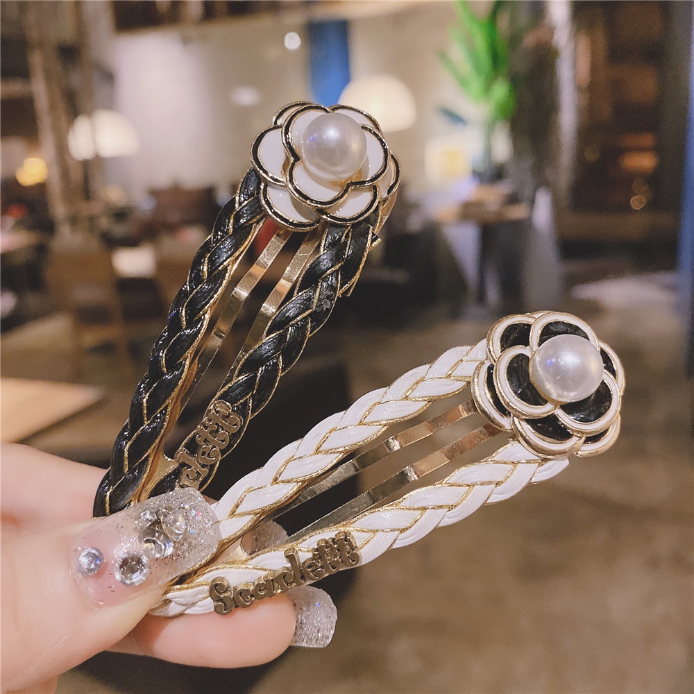 Kẹp tóc mái bông hoa đen mặt xích bện sang chảnh hàng đẹp KEP7 TOBI STORE