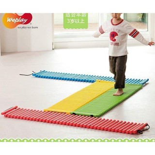 Vận Động Thăng Bằng Cho Bé - Thảm Chân Nhựa Thanh Ngang ( 1 tấm)