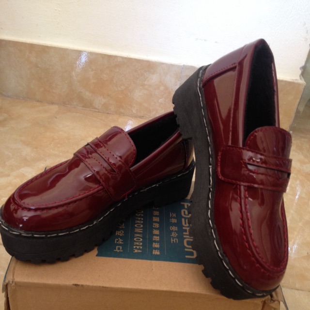 Giày mọi da bóng