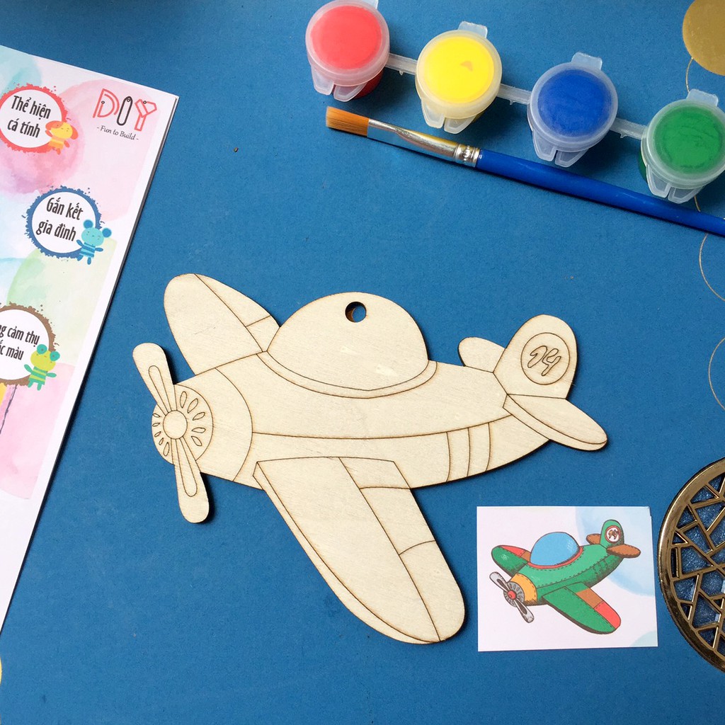 Set Tô Màu Gỗ tặng kèm dây treo chủ đề Động Vật và phương tiện giao thông