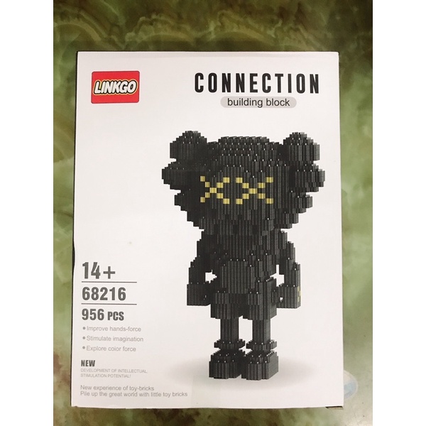 Đồ chơi lắp ráp lego mô hình kaws đủ màu dễ thương tặng kèm búa và dụng cụ tháo lắp