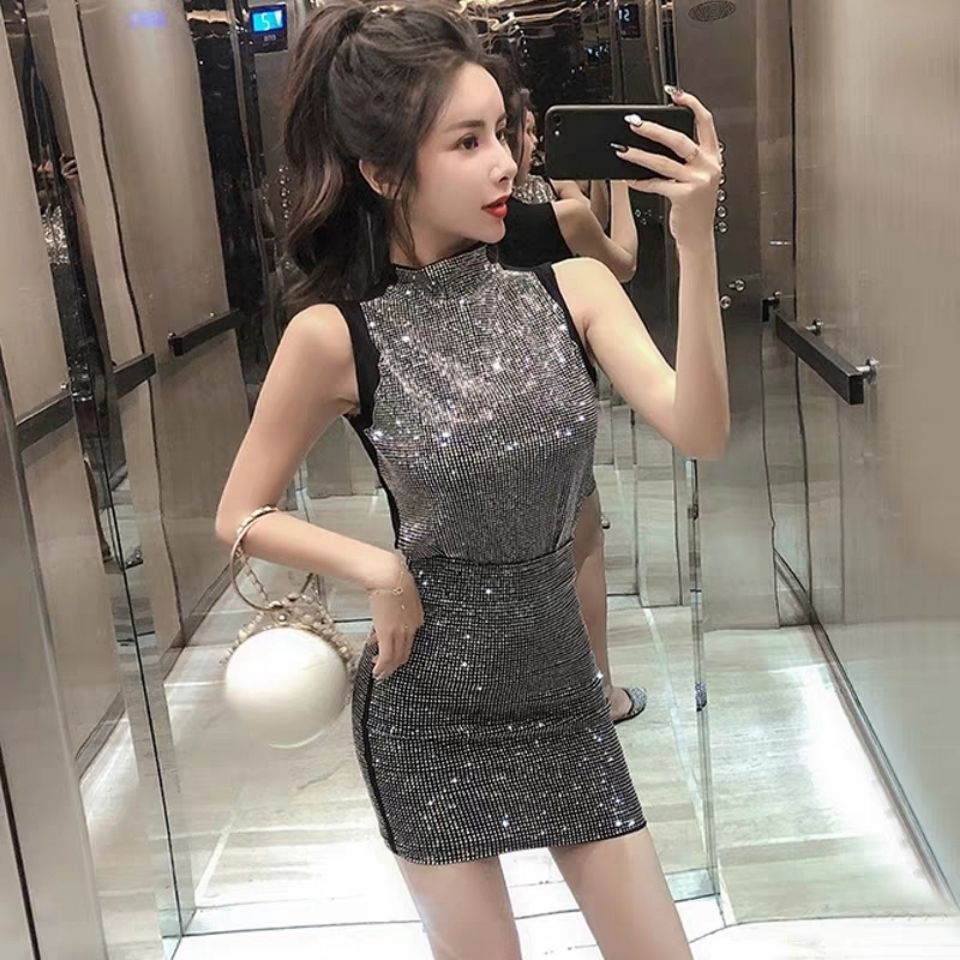 Set Đồ Mùa Hè 2 Món Gồm Áo Không Tay Dáng Rộng Đính Đá + Chân Váy Lưng Cao Ôm Dáng Thời Trang Cho Nữ