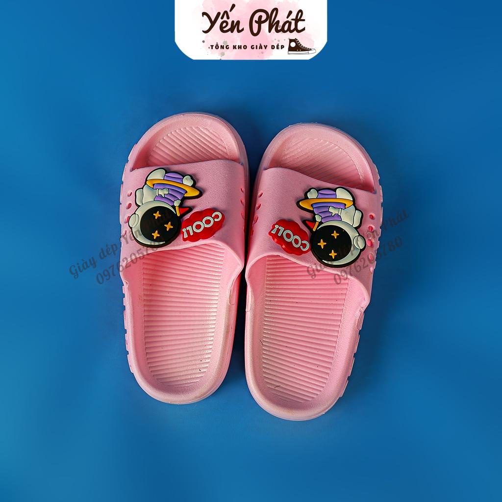 Dép Bé Trai Bé Gái Hình Phi Hành Gia Cực Cool Đủ Size Cho Bé