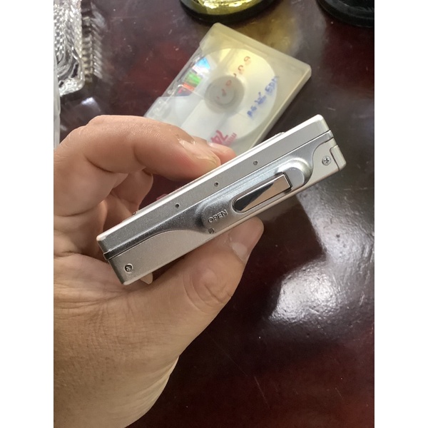 Máy nghe đĩa MD Aiwa AM-F90