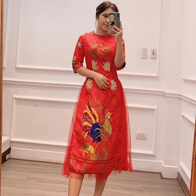 Áo dài gấm