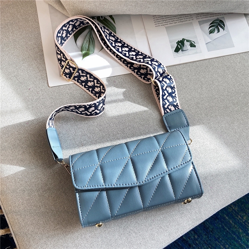 Túi thời trang đeo chéo họa tiết kim cương IELGY