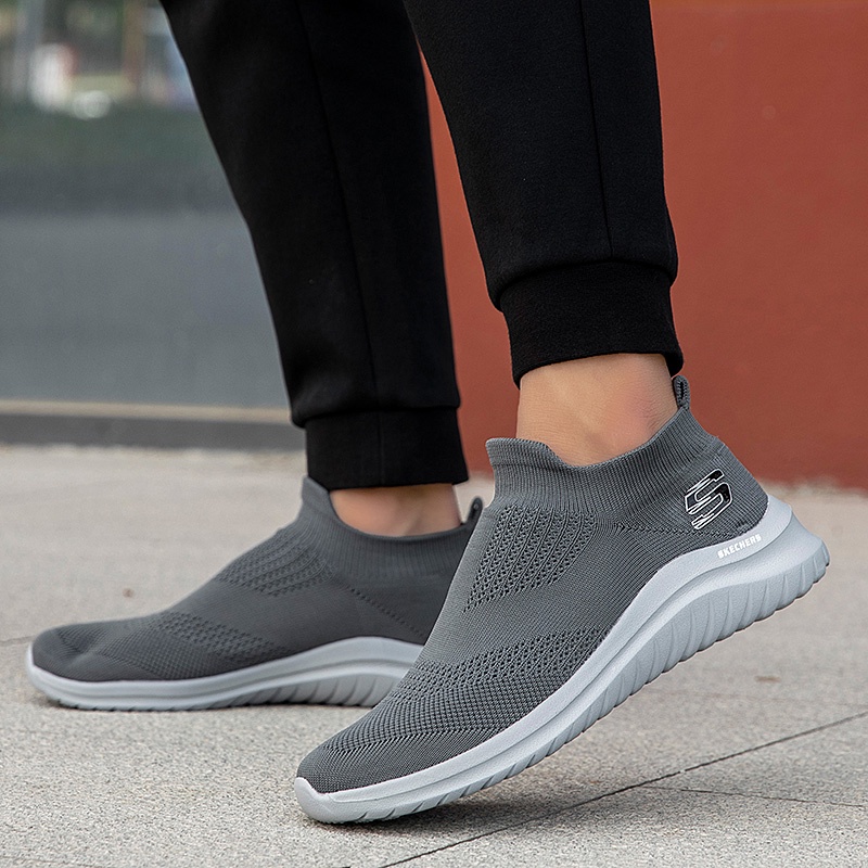 Giày Chạy Bộ Thể Thao Nhẹ Có Đệm Khí Slip On GO Thời Trang Cho Nam * Skechers_