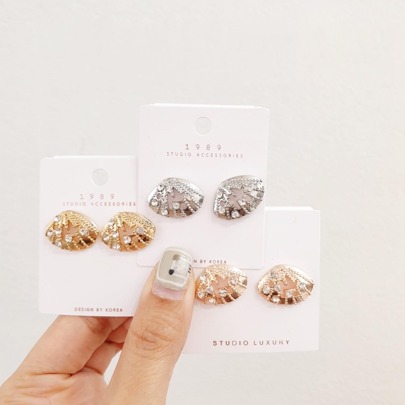 bông tai hình vỏ sò khuyên tai cá tính kim loại