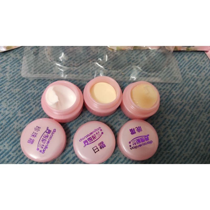 Mẫu test kem hoàng cung hồng chích hãng