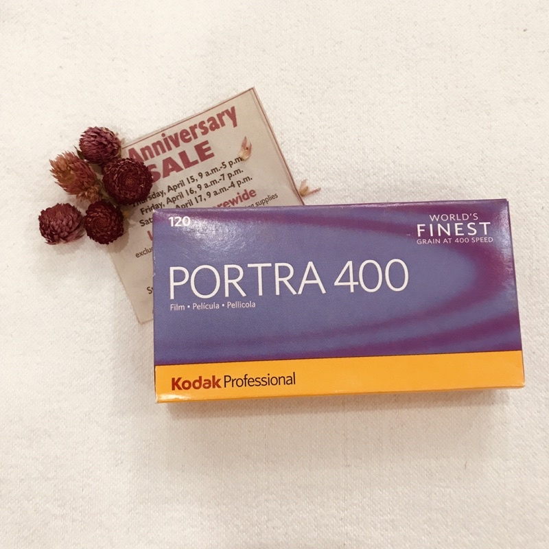 Kodak Portra 400 - Film 120 giá rẻ, hàng US, date 05 2020 thumbnail