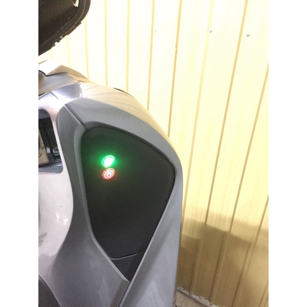 CÔNG TẮC LED LOGO ( HONDA, YAMAHA,MONTER,POWER) TẶNG KÈM JACK CẮM Ảnh thật Sp