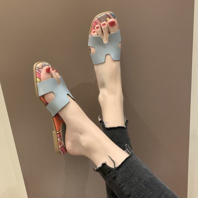 Dép H sắc màu hot hit