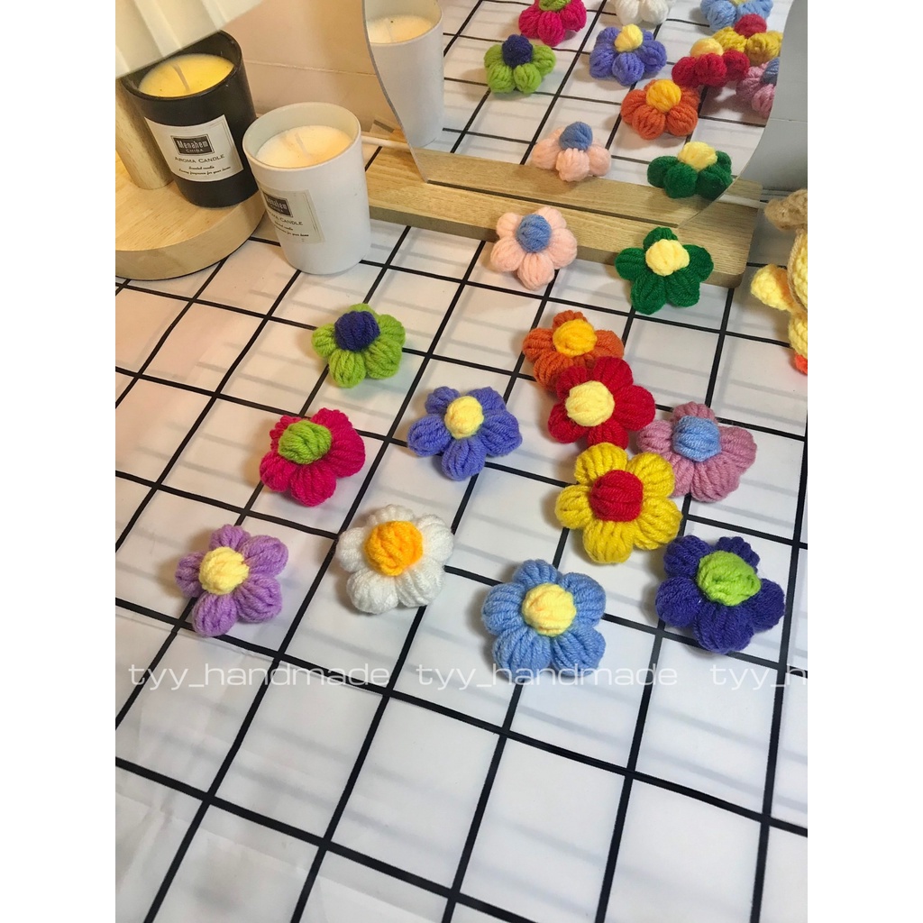 Ghim pin cài áo hình bông hoa