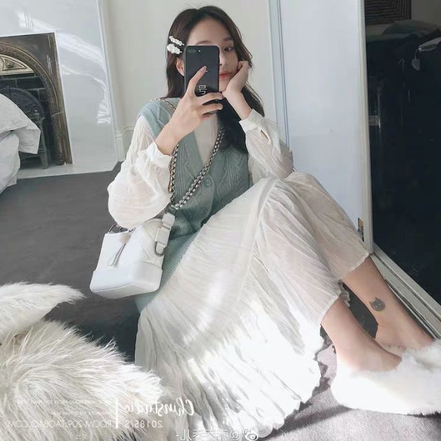 [ORDER] Set váy trắng + áo gile xanh