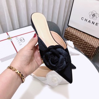 Sục mũi nhọn 1P hoa trà Sang chảnh - Dép sục nữ 1P Chile