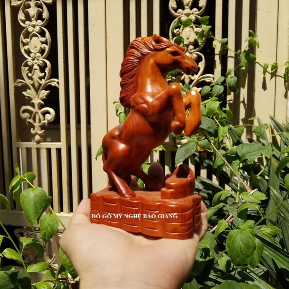 [GIARE] Tượng con ngựa gỗ hương 15 cm