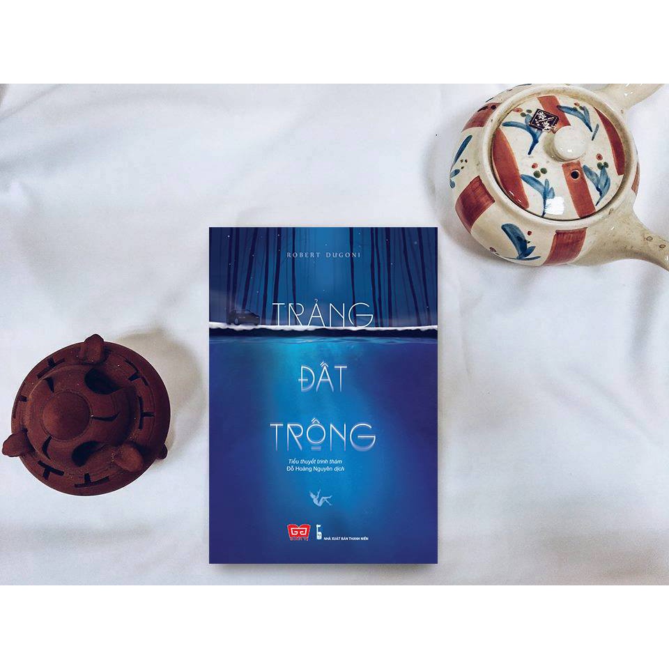 Sách - Trảng đất trống