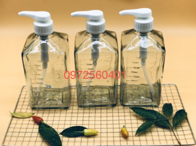 Chai thuỷ tinh1100ml  10ml/lần ấn