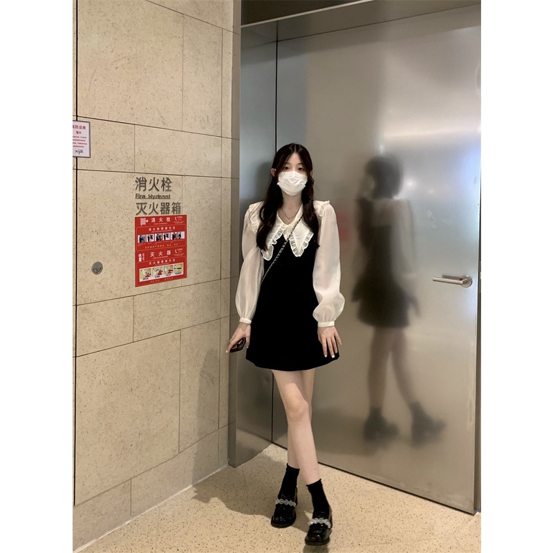Đầm body đen tay voan trắng - V30