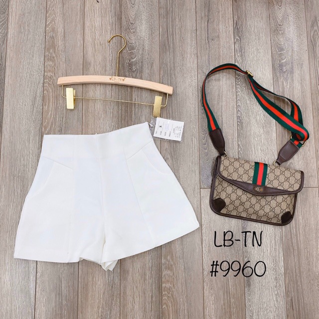 Quần short vải cạp cao