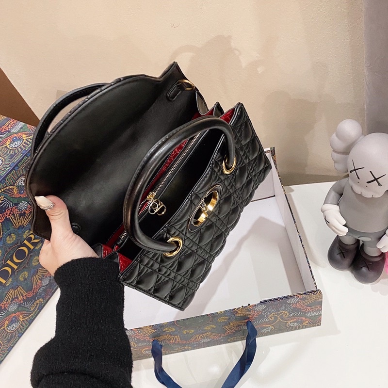 TÚI XÁCH DIOR SIZE 30CM