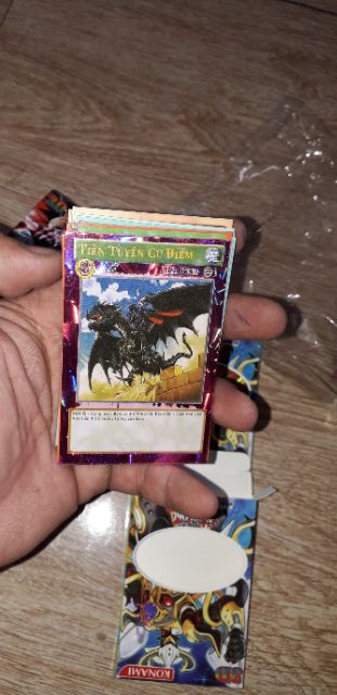 Combo 125 thẻ bài Yugi oh phiên bản tiếng việt hoặc tiếng Anh bằng giấy bóng cứng