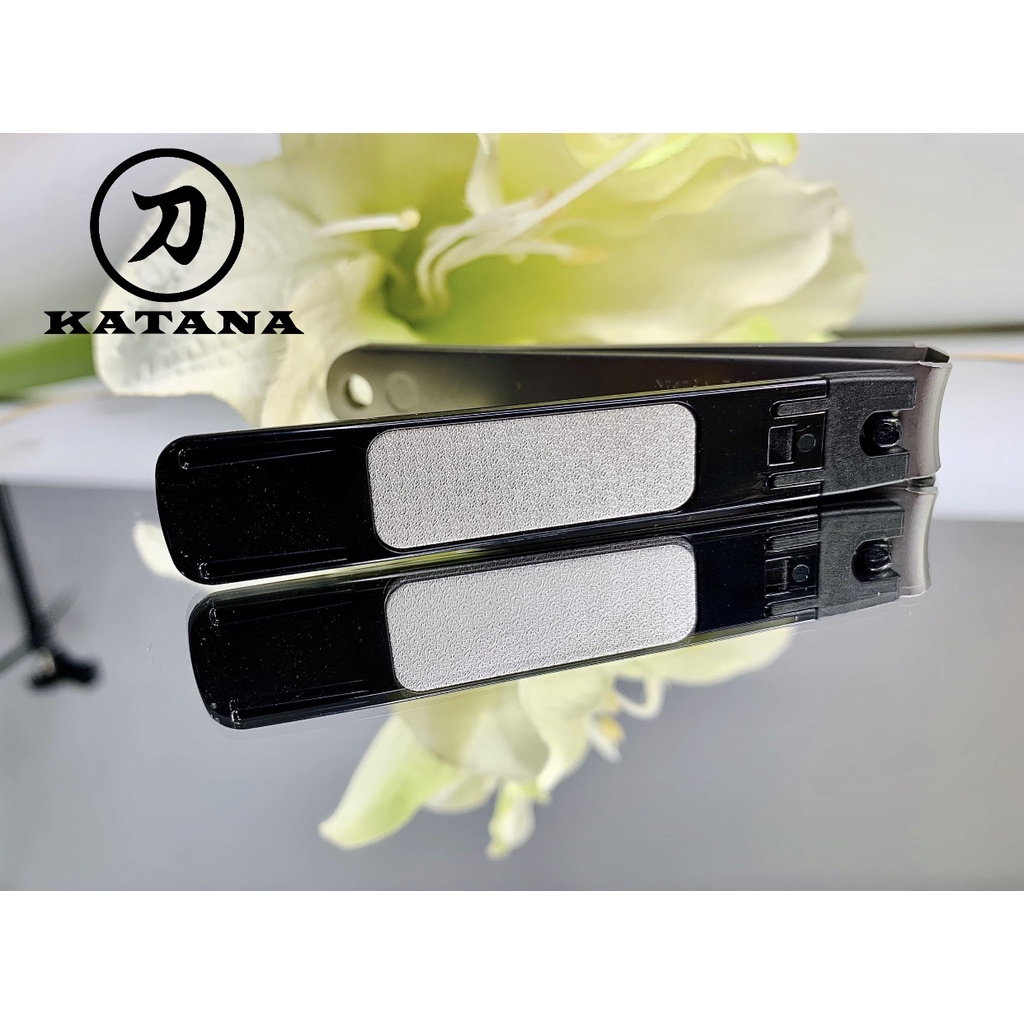 Bấm móng tay Nhật KAI KE0500 hình núi Phú Sỹ - Kèm dũa và đựng móng thừa - BH 12 tháng 1 ĐỔI 1