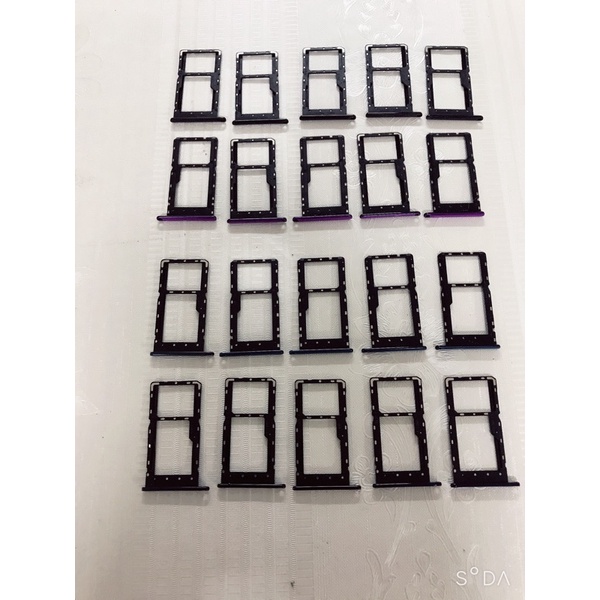 Khay sim Vsmart active 3/V530