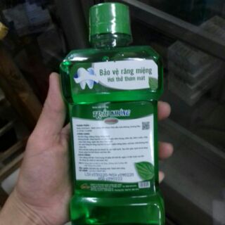 Nước súc miệng trầu không chai 350ml