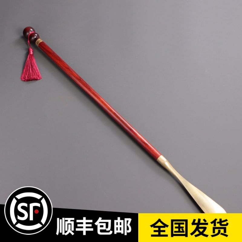 Dụng Cụ Hỗ Trợ Mang Giày Bằng Đồng Cán Gỗ Tiện Dụng