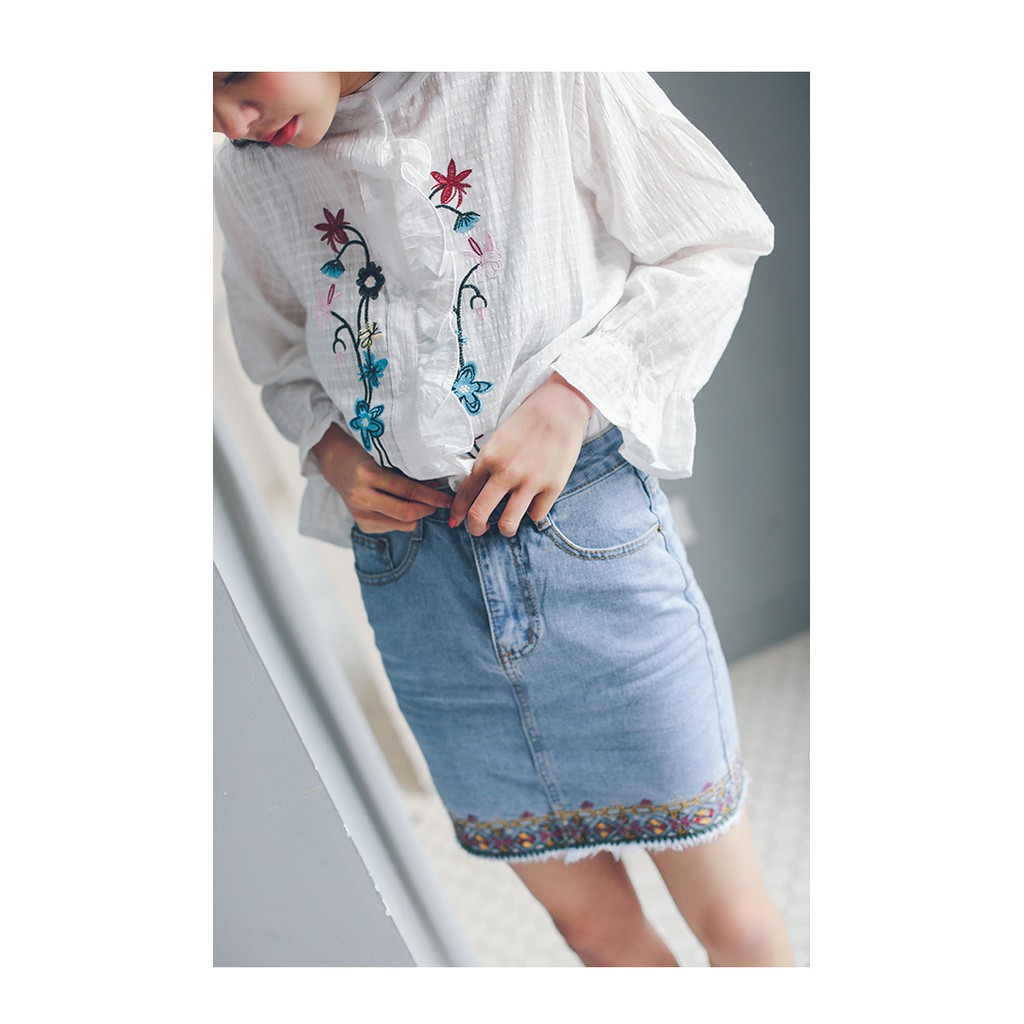 [Hàng order 7 đến 10 ngày] Áo sơ mi thêu hoa | BigBuy360 - bigbuy360.vn