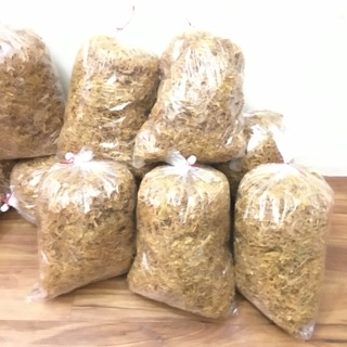 Măng khô phơi nắng