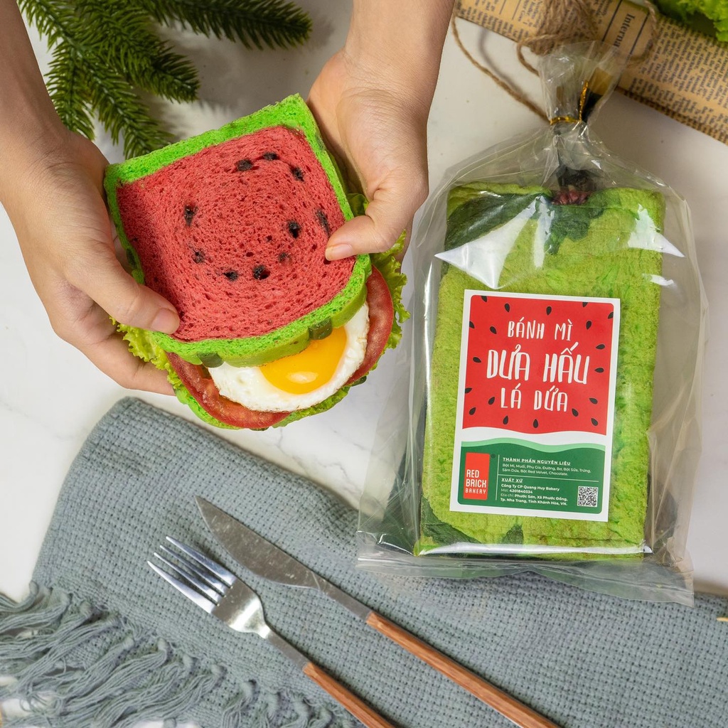 Bánh Mì Dưa Hấu Lá Dứa 600Gr Thương Hiệu Gạch Đỏ Healthy Food