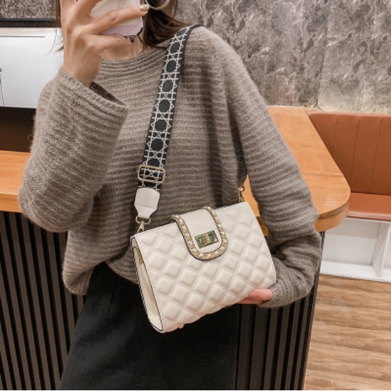 Túi Đeo Chéo Viền Xích - Túi Đeo Vai Nữ Dây Bản To Da PU Cao Cấp Kiểu Dáng Thời Trang