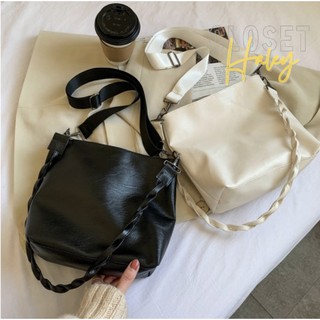 Túi xách phối 2 quai đeo chéo hoặc đeo vai phong cách túi tote retro basic 2 màu đen trắng da pu haleycloset.