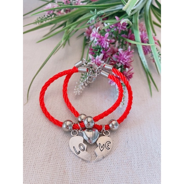 Vòng tay cặp đôi nửa mảnh tim ghép chữ Love có nam châm vòng tay tình yêu