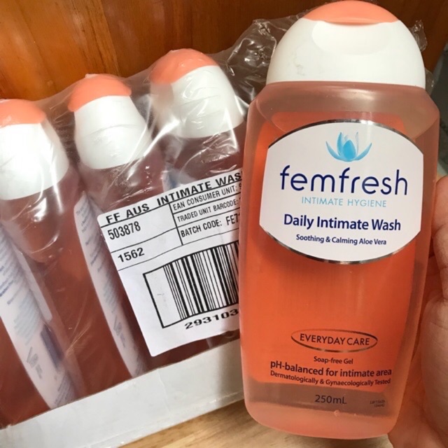 Dung dịch vệ sinh phụ nữ Femfesh Intimate Hygiene Daily Intimate 250ml